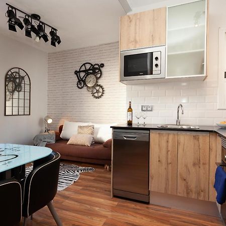 Penthouse In Sagrada Familia Apartment Barcelona Exterior photo